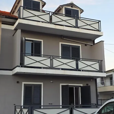 Ana Prázdninový dům Vodice